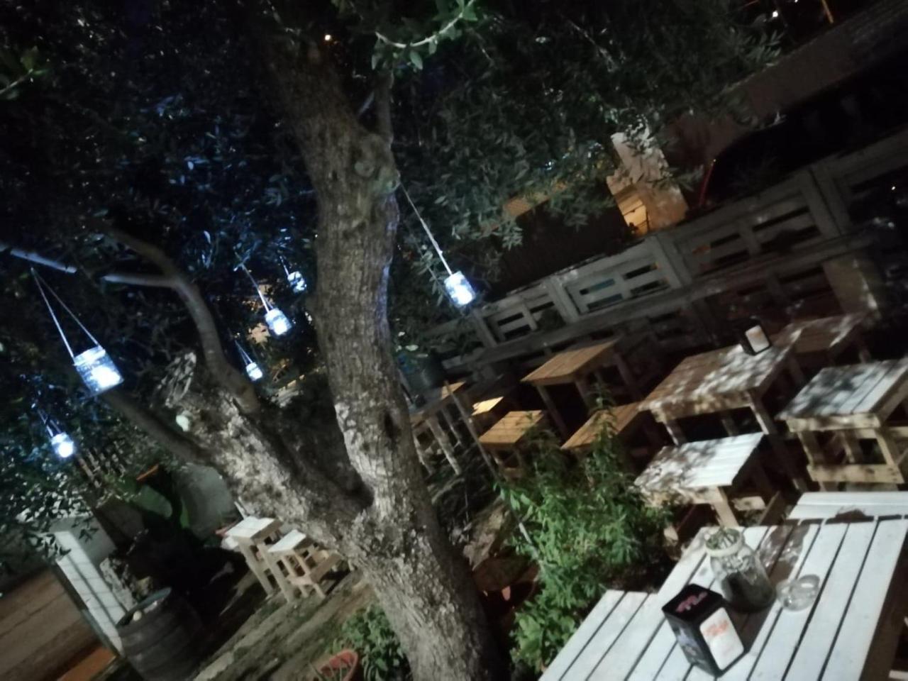 Sosta Camper La Specchia Hotel San Pietro in Bevagna Exterior photo